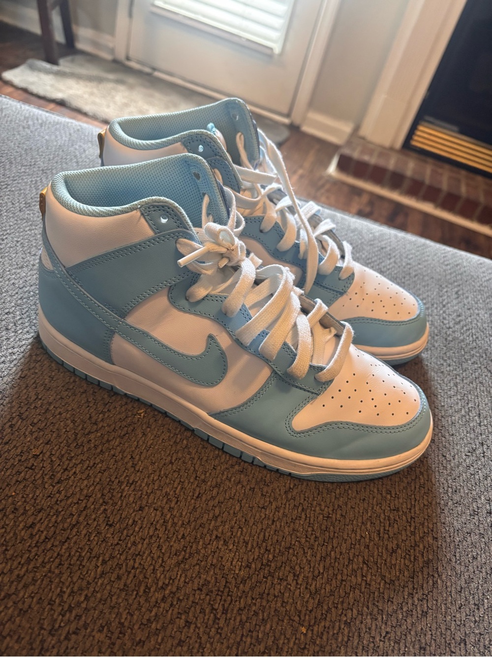 Nike High-Top Sneakers in White and Light Blue